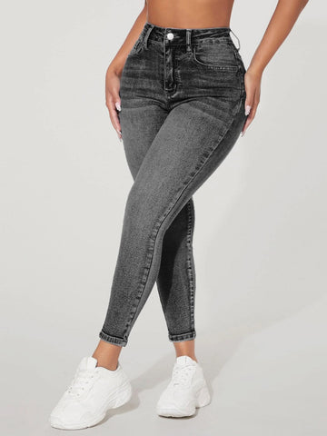 PETITE Solid Skinny Jeans