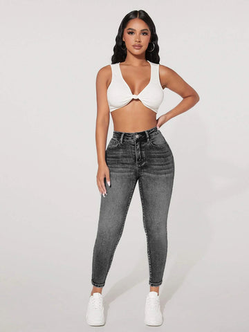 PETITE Solid Skinny Jeans