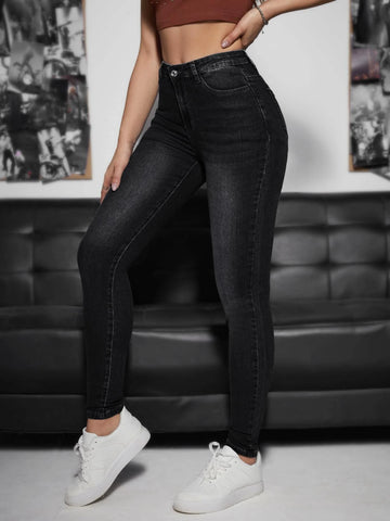 Slant Pocket Skinny Jeans