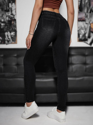 Slant Pocket Skinny Jeans