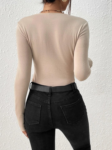 Felegant Scoop Neck Seam Detail Bodysuit