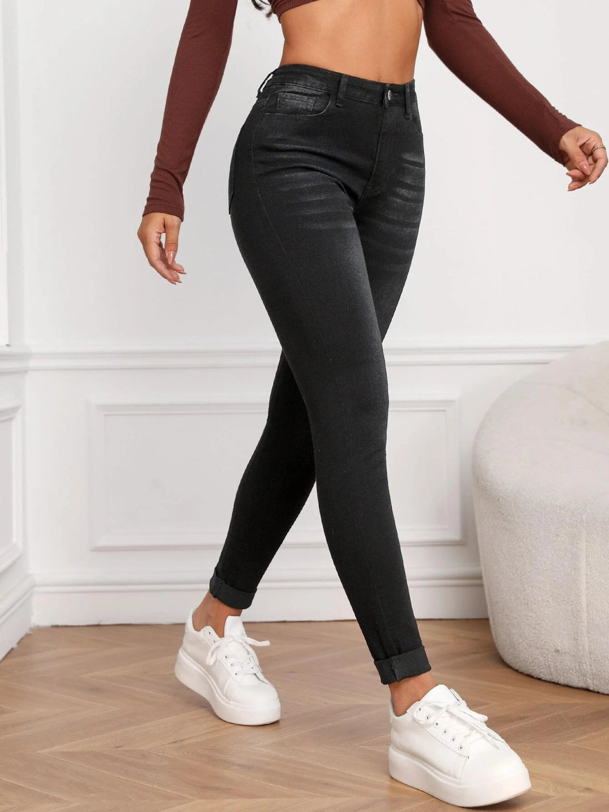 Zipper Fly Skinny Jeans
