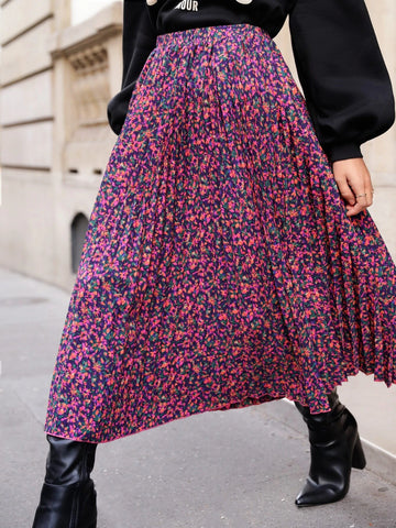 Frenchy Ditsy Floral Pleated Skirt