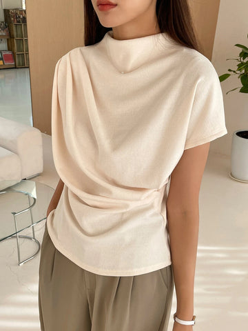 DAZY Solid Mock Neck Ruched Detail Tee