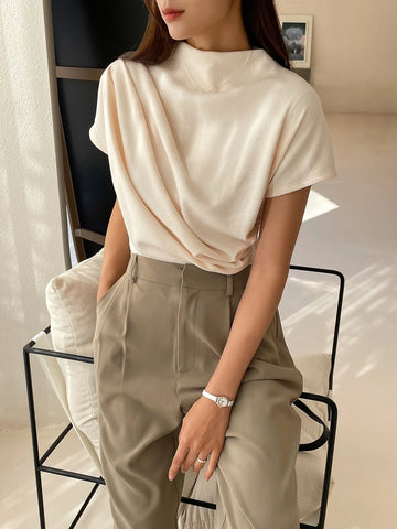 DAZY Solid Mock Neck Ruched Detail Tee