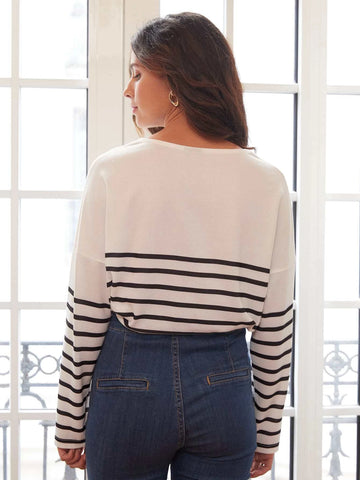 Striped & Letter Graphic Guipure Lace Trim Drop Shoulder Tee