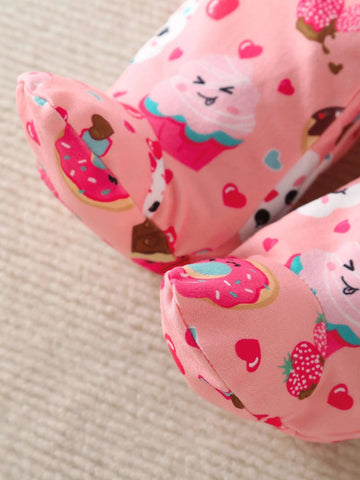 Baby Cartoon Graphic Footed Sleep Jumpsuit & Hat