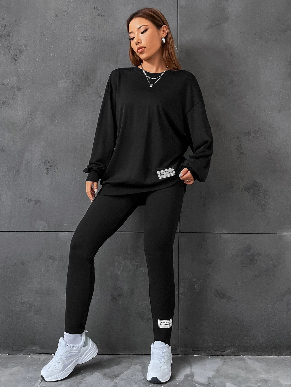 Letter Patched Drop Shoulder Sweatshirt & Leggings