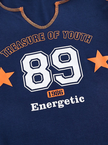 EZwear Letter Graphic Contrast Stitch Notched Neck Crop Tee