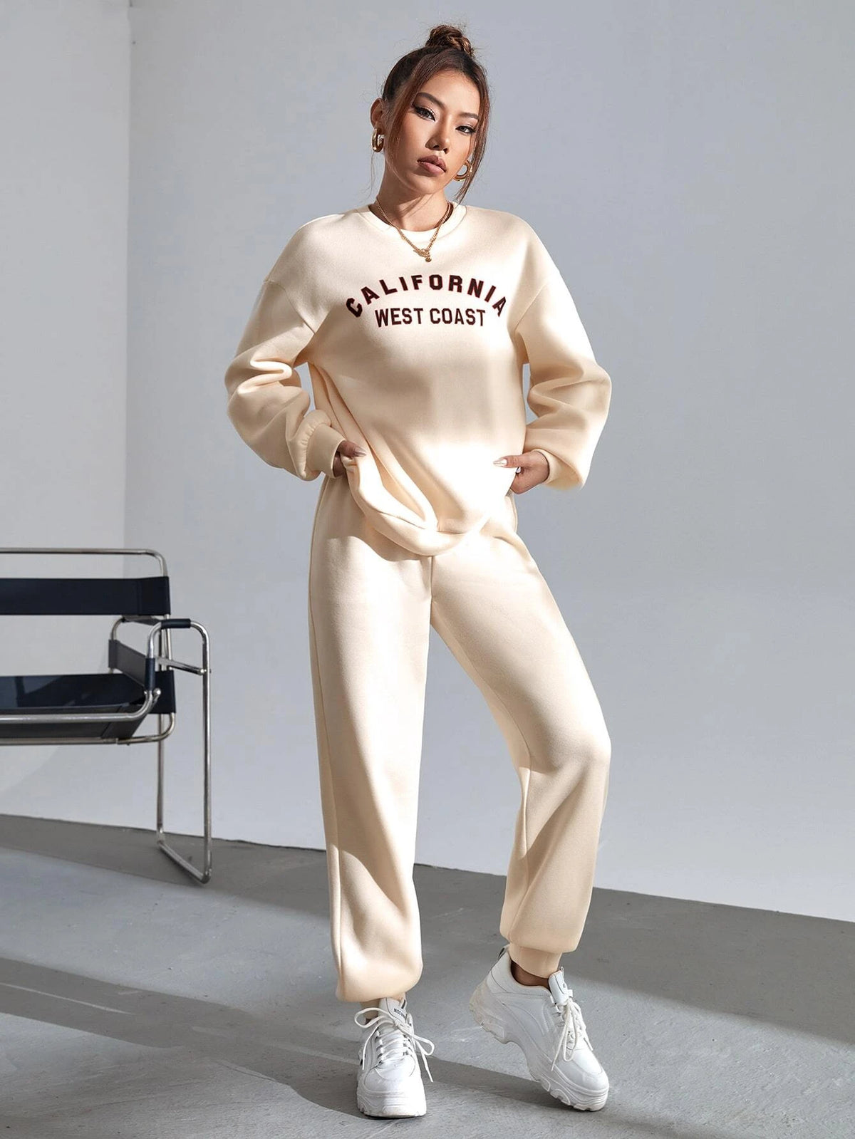 Letter Graphic Drop Shoulder Pullover & Sweatpants