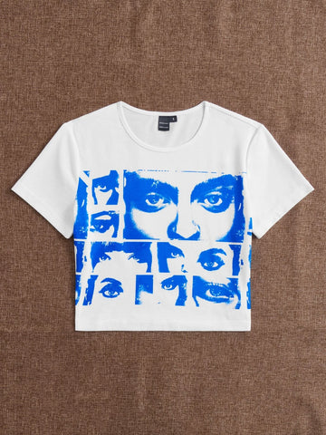 90s Figure Graphic Crop T-shirt