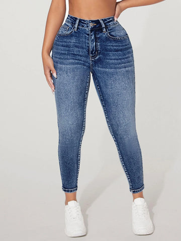 PETITE Solid Skinny Jeans