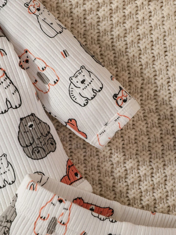 Newborn Baby Croissant Print Bodysuit & Pants & Hat