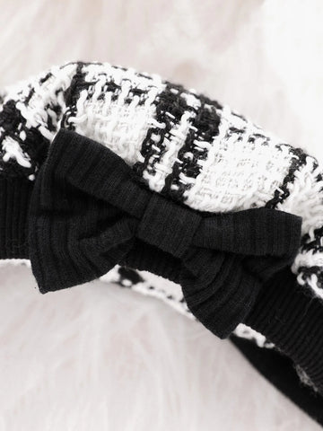 Baby Plaid Print Heart Embroidery Tee & Plaid Print Skirt