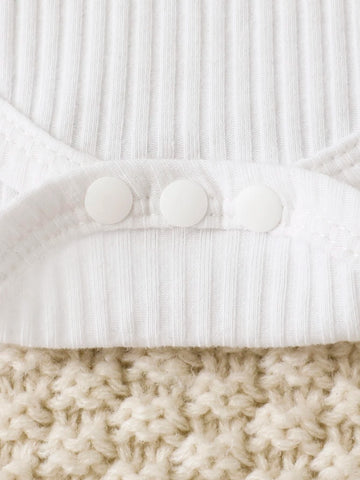 Newborn Baby 2pcs Ribbed Knit Turtle Neck Bodysuit