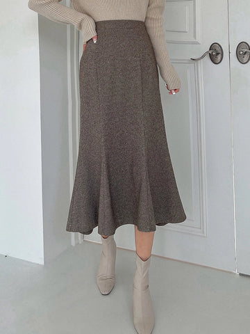DAZY High Waist Mermaid Hem Skirt