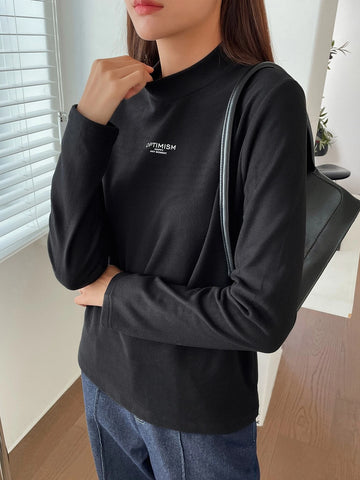 DAZY Letter Graphic Mock Neck Tee