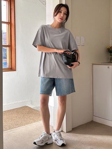 DAZY Slogan Graphic Patched Drop Shoulder Tee