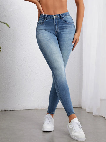 Slant Pocket Skinny Jeans