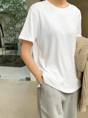 DAZY Solid Round Neck Tee