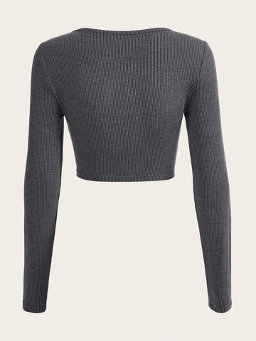 EZwear Rhinestone Metal Decor Scoop Neck Asymmetrical Hem Crop Tee