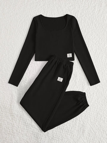 EZwear Letter Patched Detail Scoop Neck Crop Tee & Pants