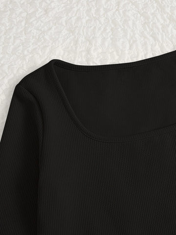 EZwear Letter Patched Detail Scoop Neck Crop Tee & Pants