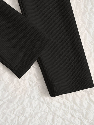 EZwear Letter Patched Detail Scoop Neck Crop Tee & Pants