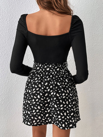 Sweetheart Neck Tee & Allover Print Paperbag Waist Skirt