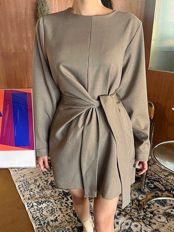 DAZY Solid Knot Detail Fitted Dress