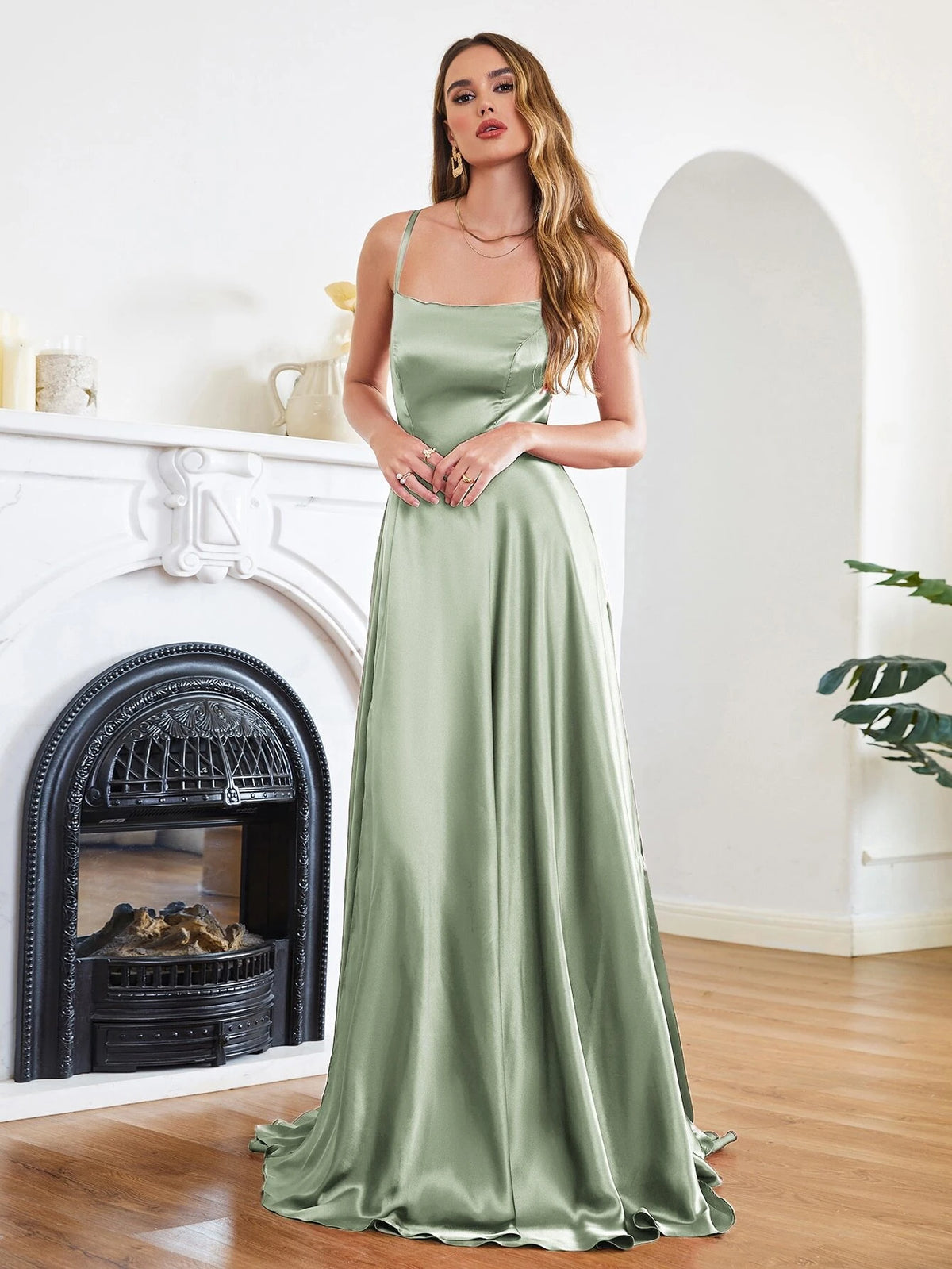 BABYONLINE D.R.E.S.S. Lace Up Backless Satin Bridesmaid Dress
