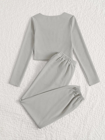 EZwear Letter Patched Detail Scoop Neck Crop Tee & Pants