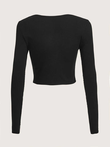 EZwear Letter Graphic Notched Neck Crop Tee