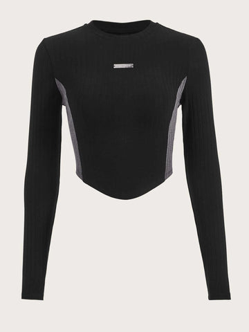 Two Tone Letter Patched Detail Bandana Hem Crop Tee