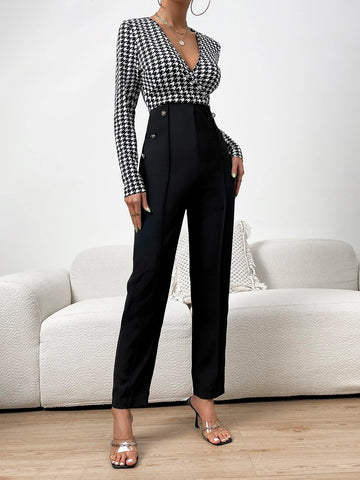 Allover Houndstooth Print Zip Back Surplice Neck Jumpsuit
