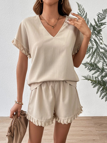 Tassel Batwing Sleeve Blouse & Shorts