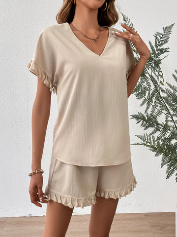 Tassel Batwing Sleeve Blouse & Shorts