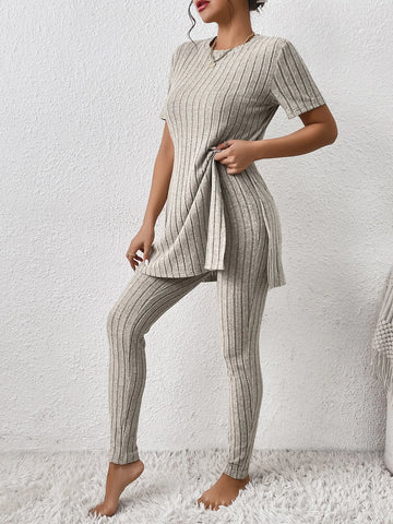 Unity Split Hem Tee & Leggings
