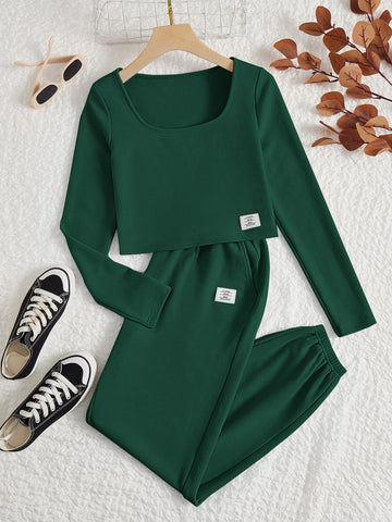 EZwear Letter Patched Detail Scoop Neck Crop Tee & Pants