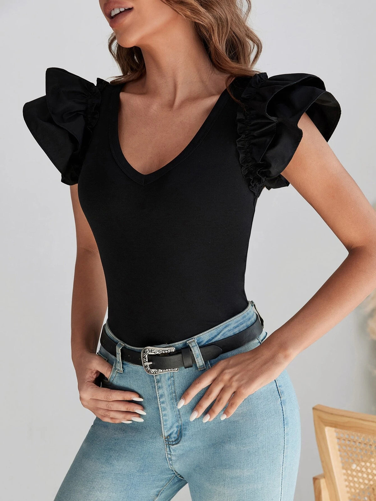 EMERY ROSE Ruffle Trim V Neck Tee