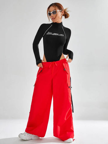 Slogan Graphic Contrast Piping Thumbholes Tee Bodysuit