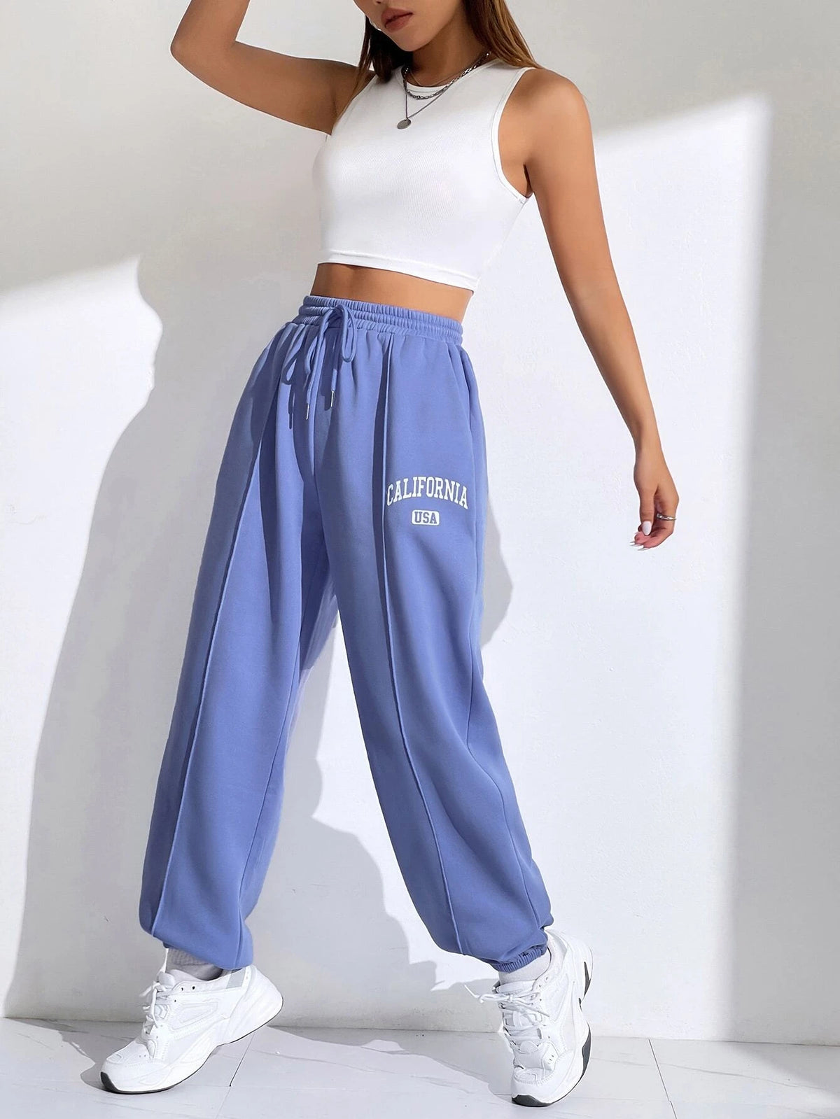 EZwear Crop Tank Top With Letter Graphic Drawstring Waist Sweatpants