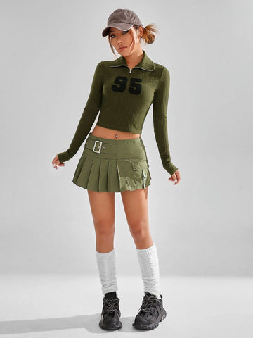 EZwear Buckle Detail Pleated Skirt