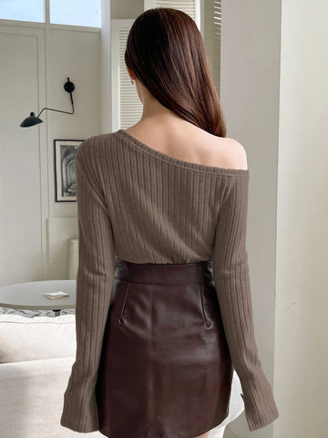 DAZY Asymmetrical Neck Split Sleeve Ribbed Knit Tee