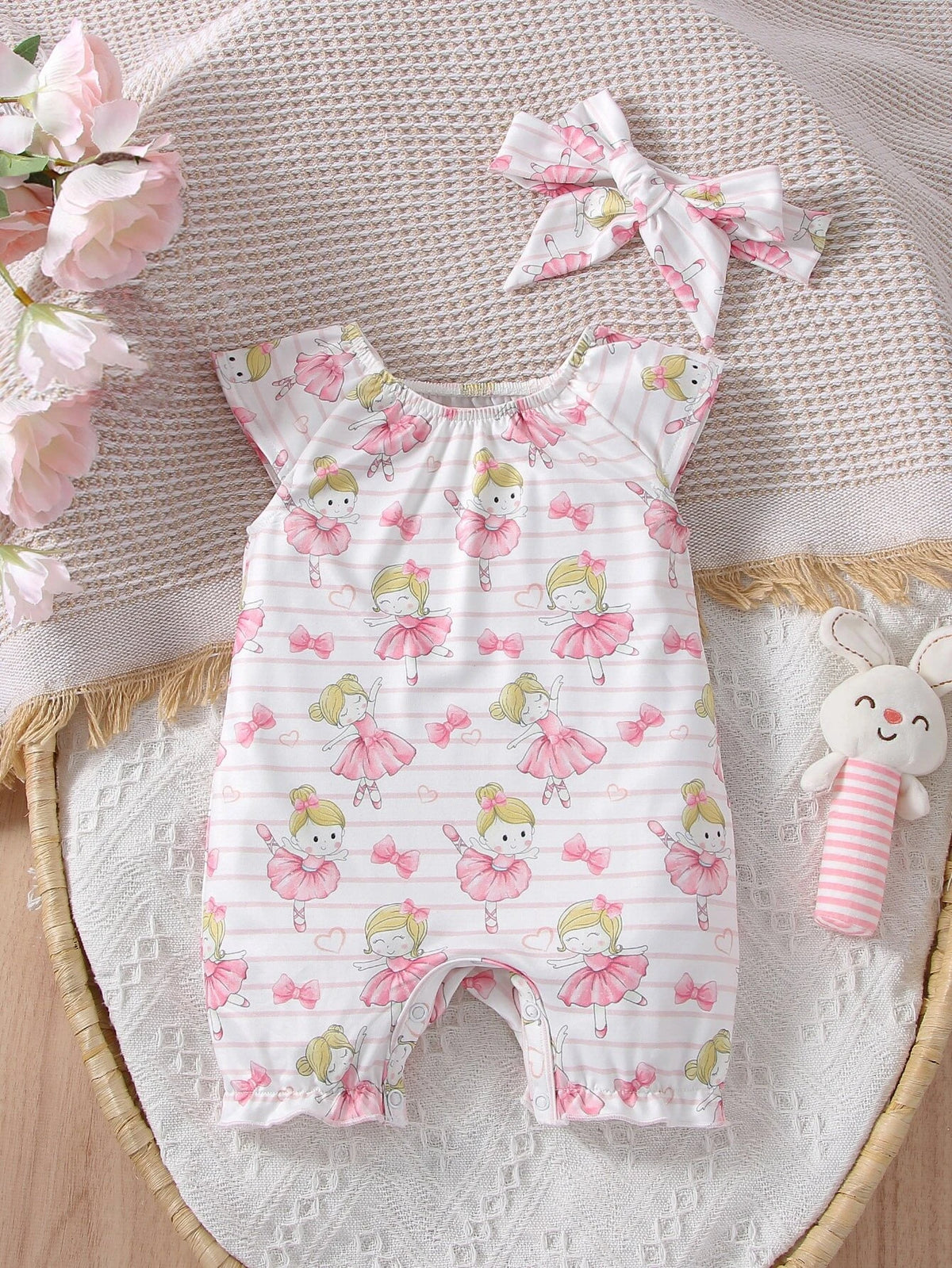 Newborn Baby Figure& Striped Print Frill Trim Romper & Headband