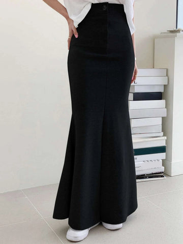 DAZY Solid Mermaid Hem Skirt