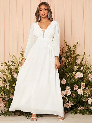 Belle Mesh Panel Trumpet Sleeve Wedding Dress