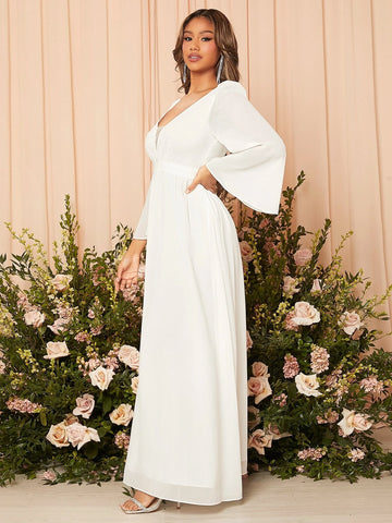 Belle Mesh Panel Trumpet Sleeve Wedding Dress