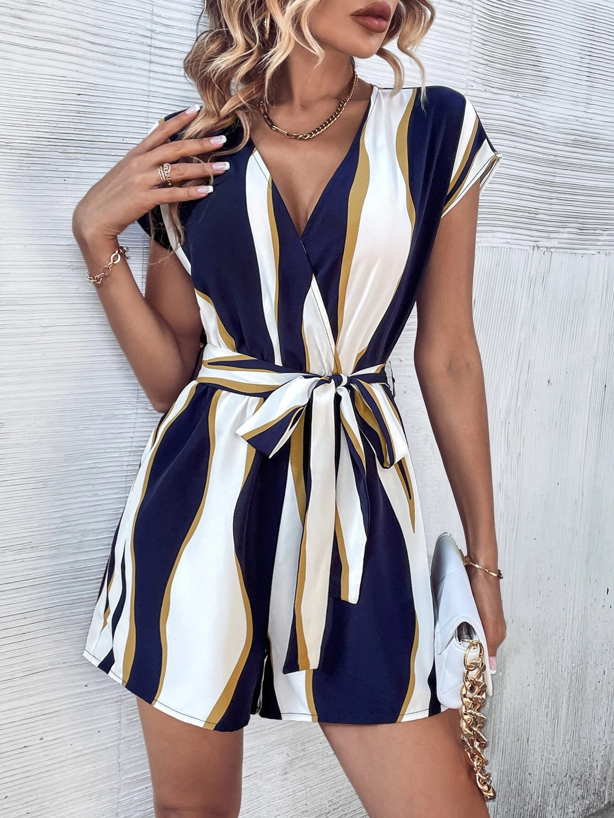 Colorblock Batwing Sleeve Romper