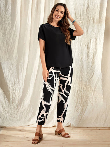 EMERY ROSE Solid Tee & Allover Print Pants